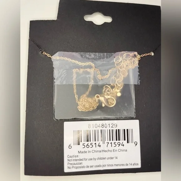 Juliet Star Pendant Gold-Tone 18” Adjustable Necklace - Picture 6 of 7